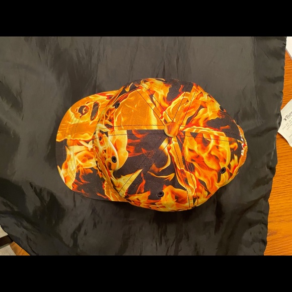 Flame Bape - Picture 4 of 12